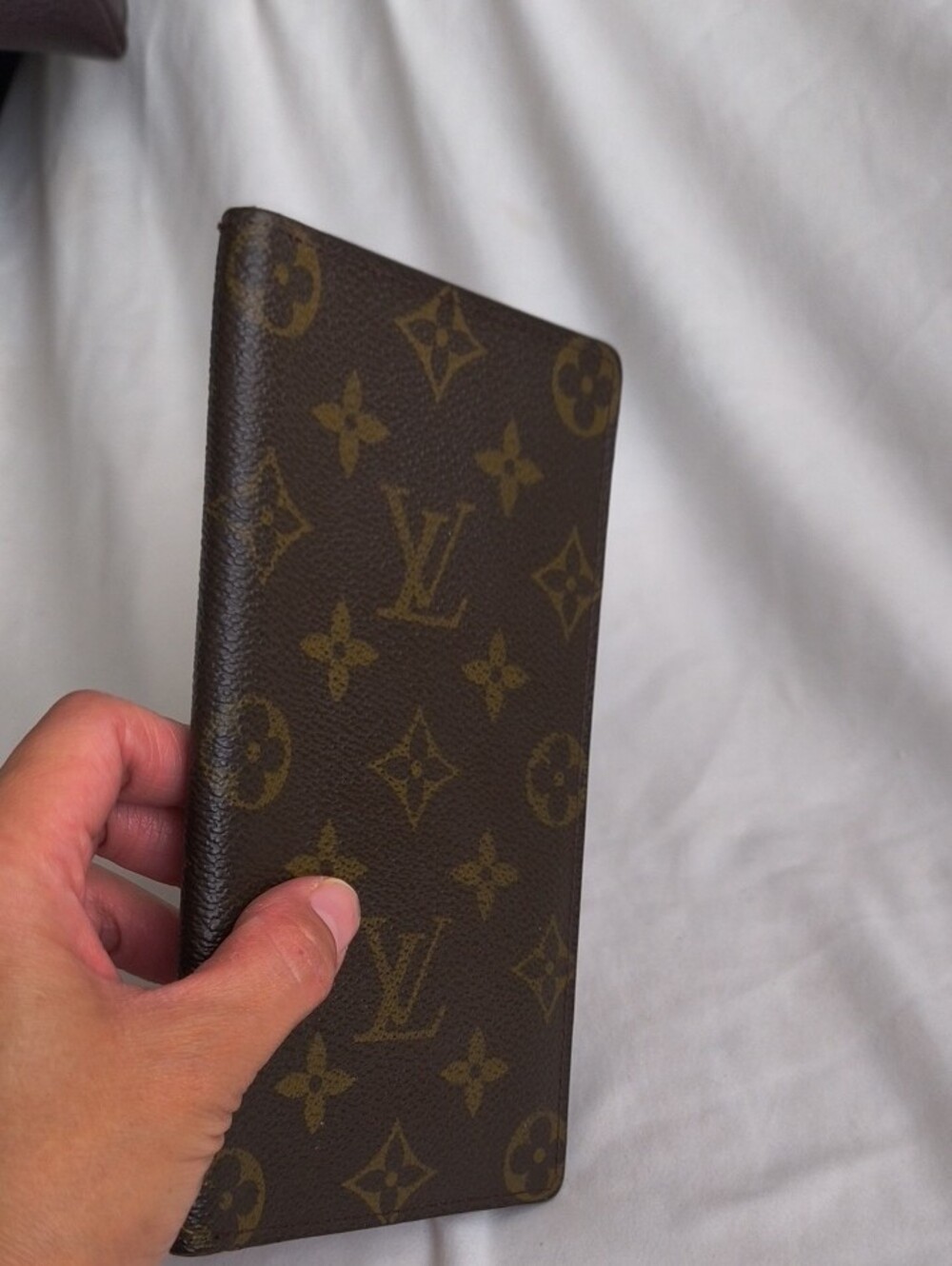 LV Flat Wallet - Picture 14 of 14